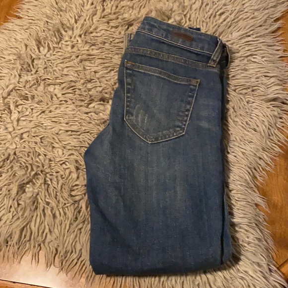 Kut from the Kloth Jeans Amy Ankle Straight Leg denim with distressed accent. 0 - Picture 6 of 10